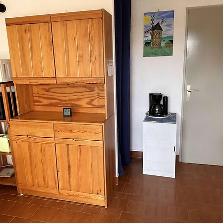 Avec Piscine Privée, Parking Et Terrasse - Proche Plage, Port Et Commerces - 4 Couchages - Fr-1-731-61 *